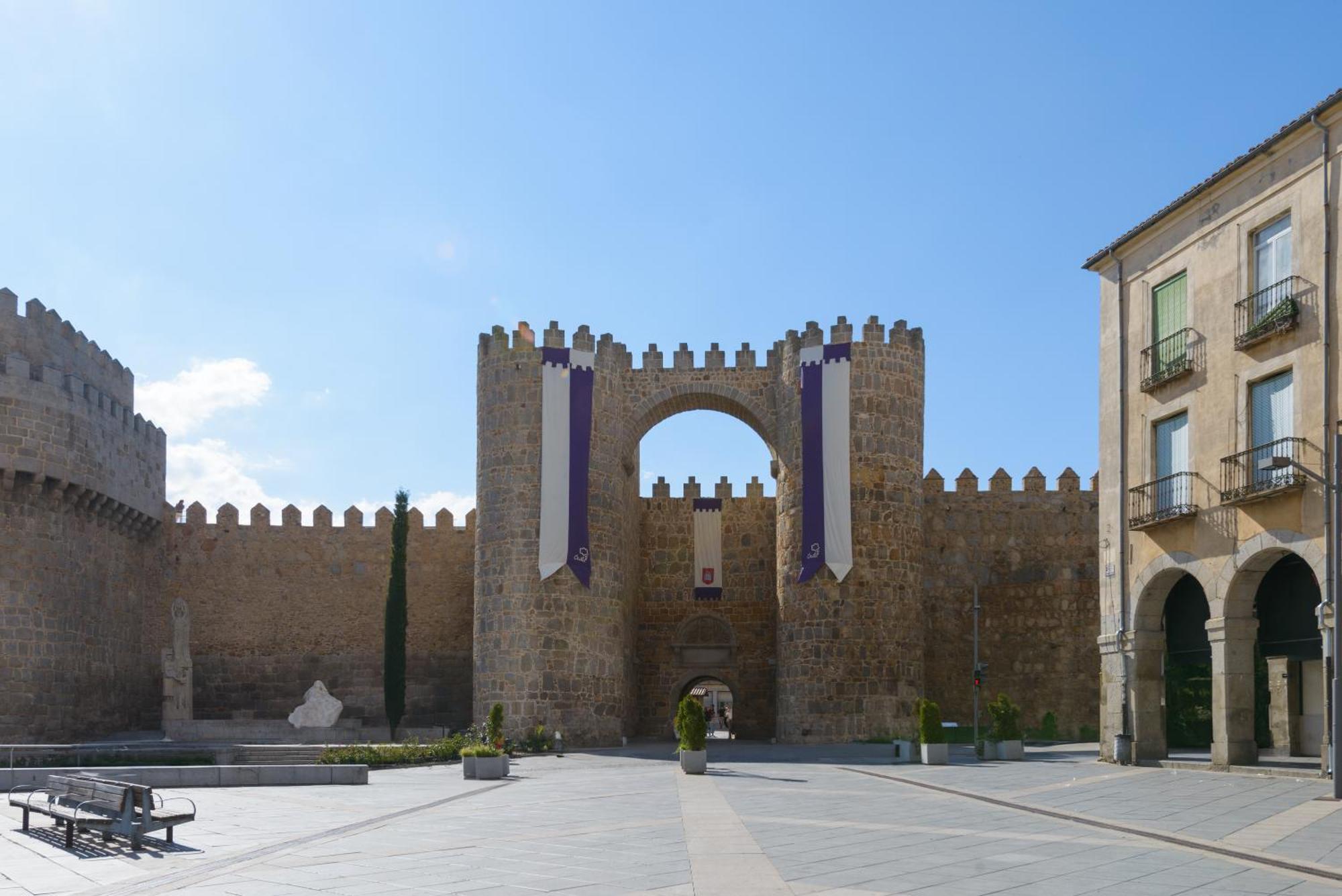 Balcony View To Avila'S Alcazar Dış mekan fotoğraf